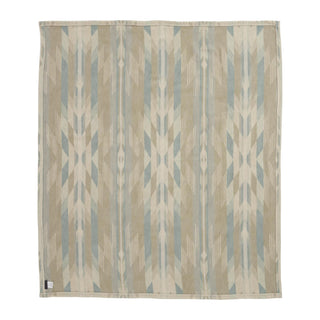 Wyeth Falls Linen Organic Cotton Throw Gift Pack